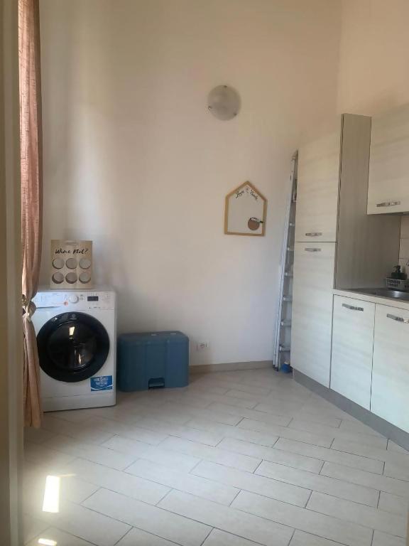 Odeon Apartment In Centro A Ливорно Екстериор снимка